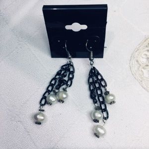 🌼WATER PEARLS CASCADE EARRINGS SET.